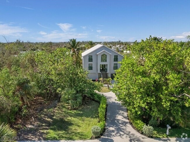 Building Photo - 939 Beach Rd Rental