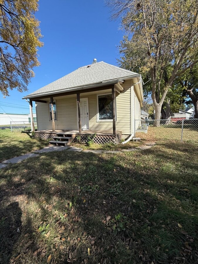 3 Bedroom 1 Bathroom house - 3 Bedroom 1 Bathroom house