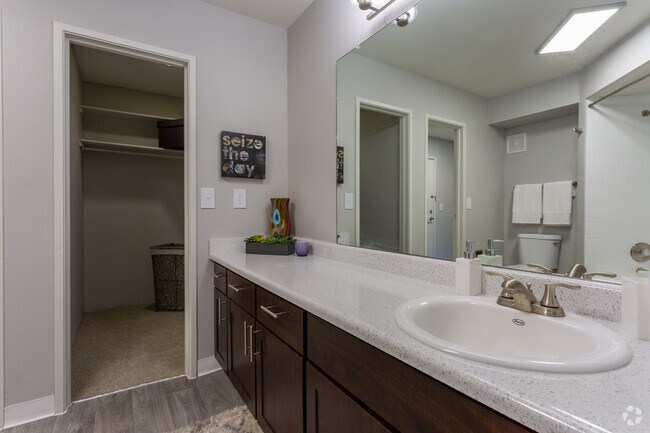 1BR, 1BA - 777 SF - Retreat at Waters Edge