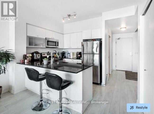 Photo - 150 E Liberty St Unit 2306