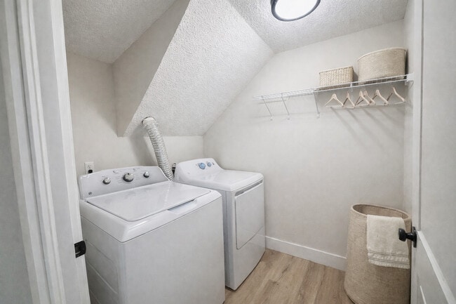 Photo - Parkmead Apartments