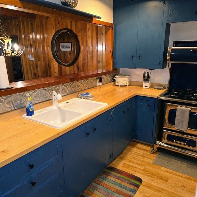 Photo - Mountain Retreat in Boulder Bay