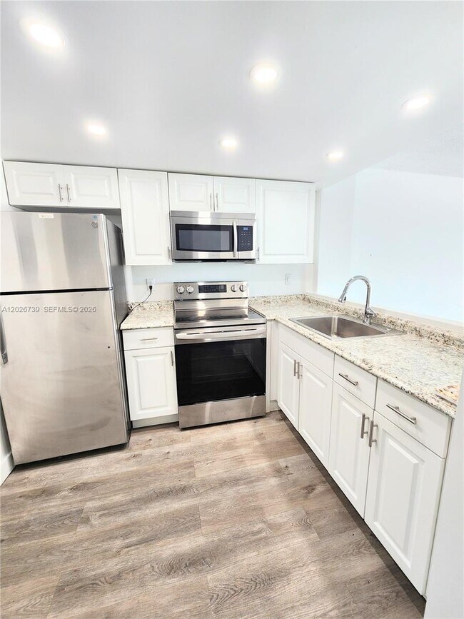 Photo - 16465 NE 22nd Ave Unit 610