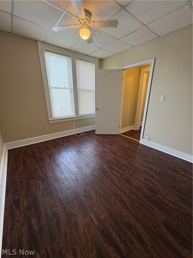 Photo - 107 E 2nd St