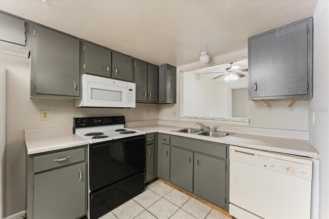 6332 Newtown Cir Unit 32B5