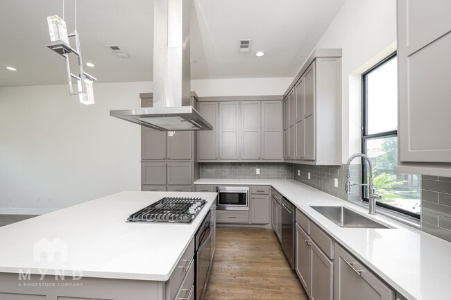 Photo - 4515 Cabell Dr