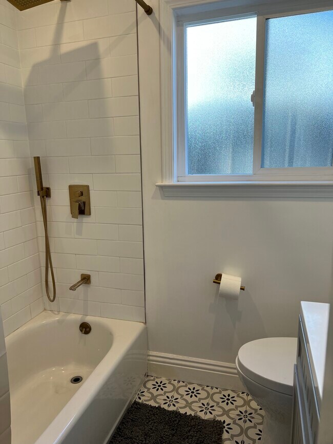 Photo - 1454 N Clybourn Ave