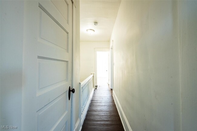 Building Photo - 3300 W 98th St