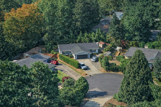 Photo - 19315 SW Oak St