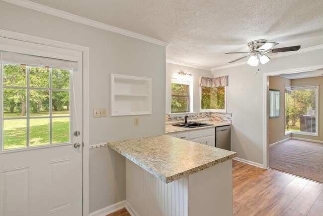 Photo - 4410 Goshen Lake Dr S