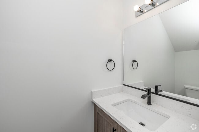 3BR, 2.5BA - 1,442SF - Half Bath - Canyon Del Rio Village Apartments + Townhomes