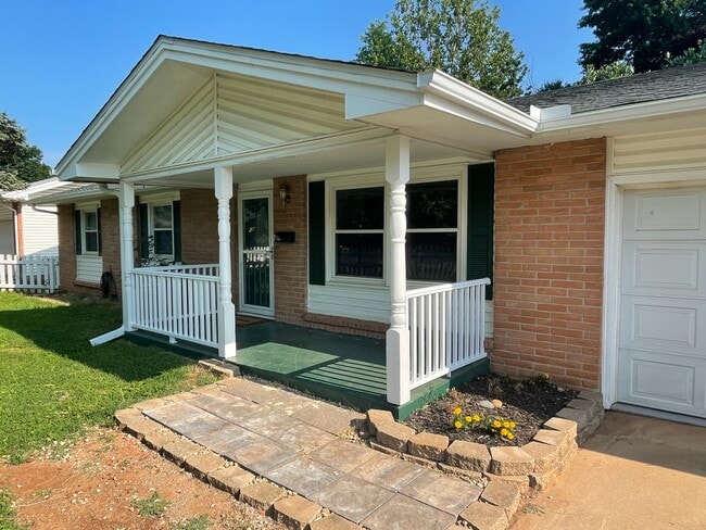 Photo - Beautiful 4 bed home. This won’t last long!