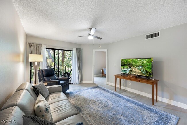 Photo - 15177 Parkside Dr Unit 104