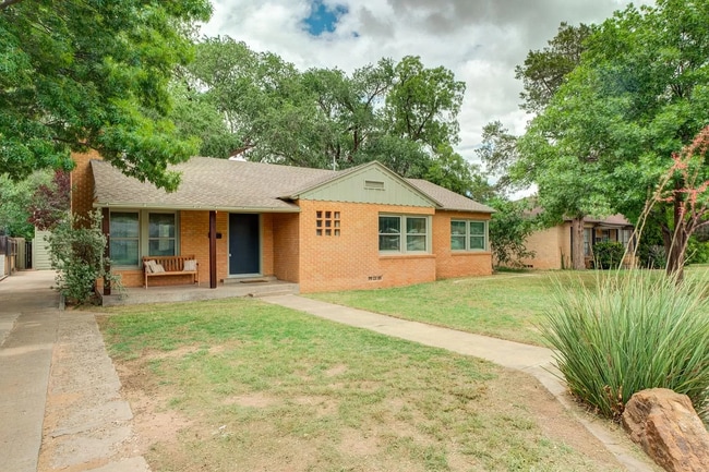 Photo - Pre-lease Summer 2026! Beautiful Tech Terrace Home! Full of Character!