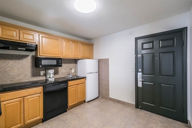 Photo - 1025 Swanson St Unit 209