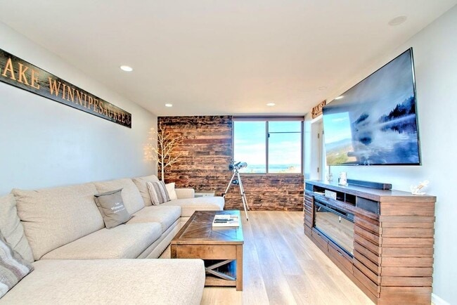 Photo - 375 Endicott St N Unit 305
