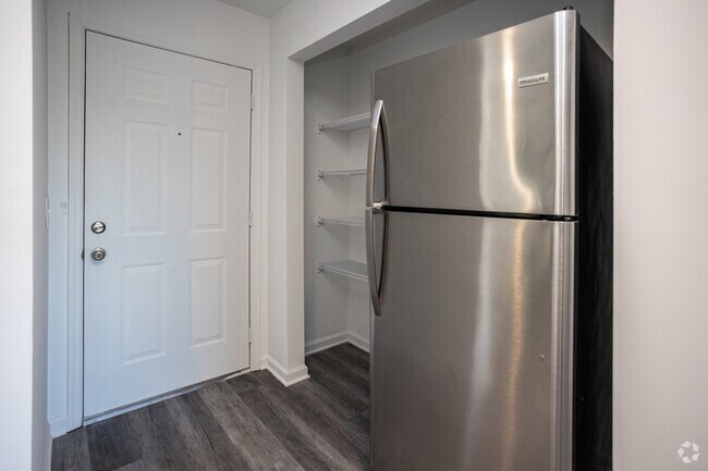 1 BR, 1 BA - 600SF - Missionary View