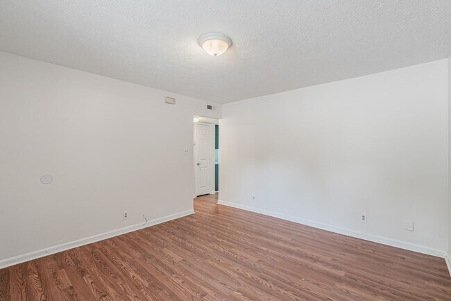 Photo - 476 E Red Bud Rd
