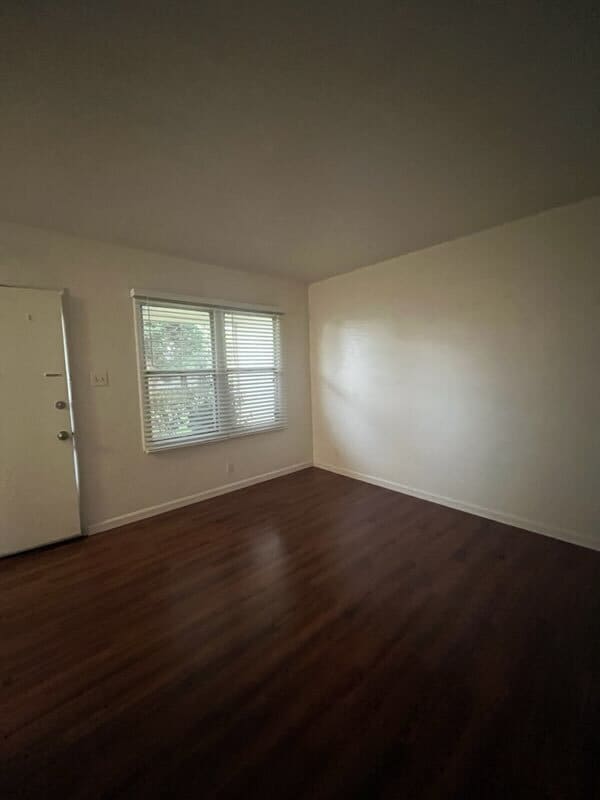 Photo - 1 bed 1 bath unit available close to downtown Tracy Unit D