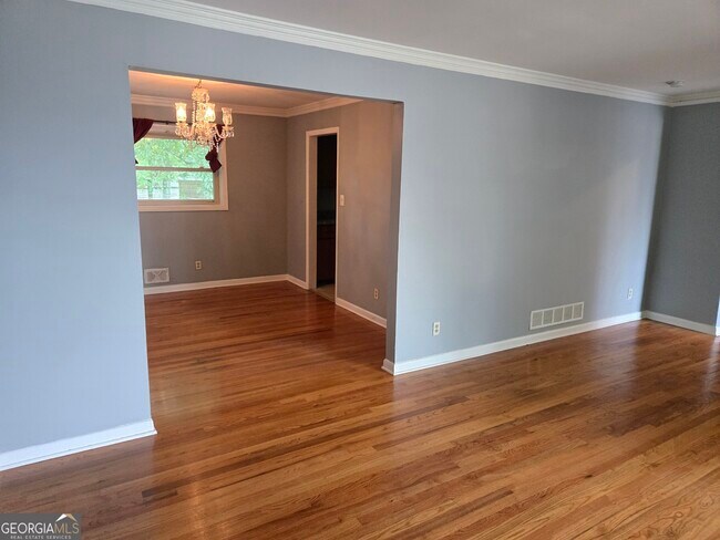 1793 Cherry Valley Cir SE