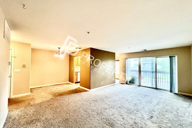 Photo - 796 Castle Valley Blvd