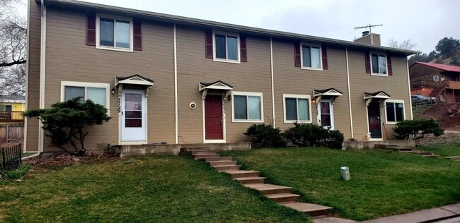 Four-plex Unit in Great Location!! - Four-plex Apartment Unit in Great Location!! Unit 3727 Red Canon Place