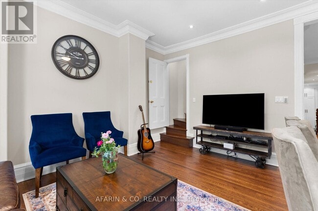 Photo - 48 Nassau St