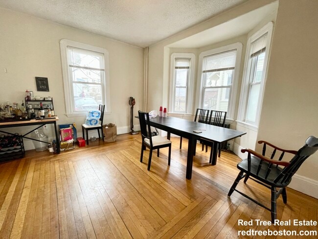 Photo - 5 Murdock Ter Unidad 5