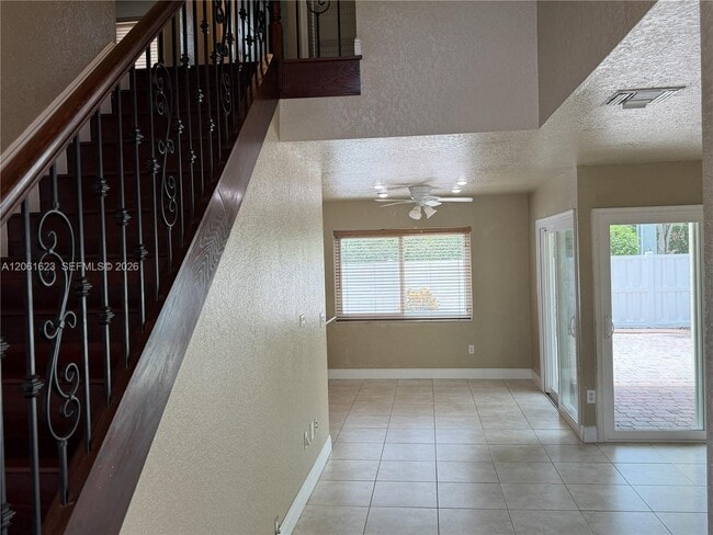 Photo - 804 NW 99th Ave
