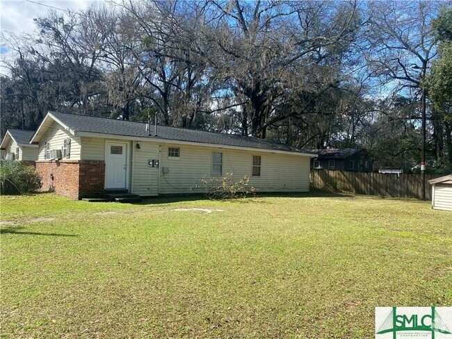 Building Photo - 317 Strickland St Rental