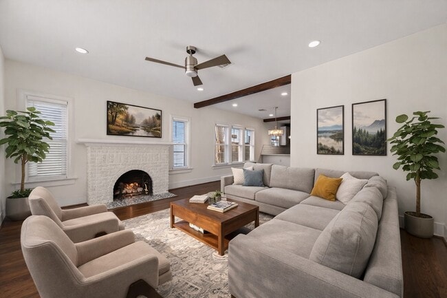 Photo - 2417 Ruth St