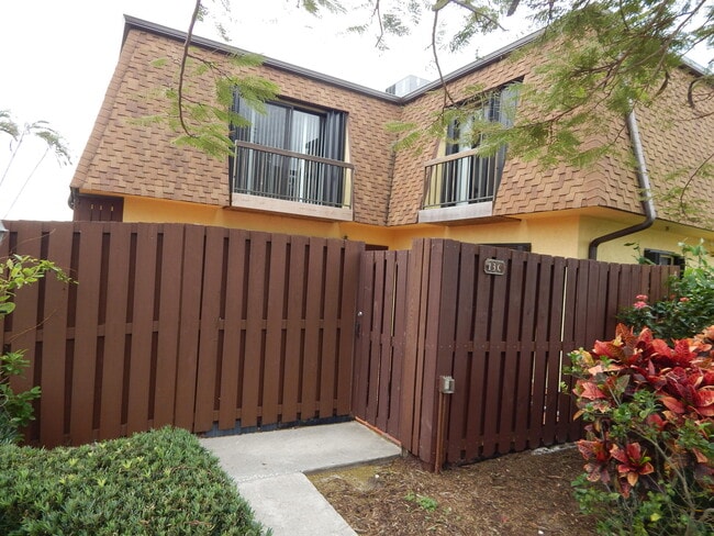 Photo - 110 N Delaware Blvd