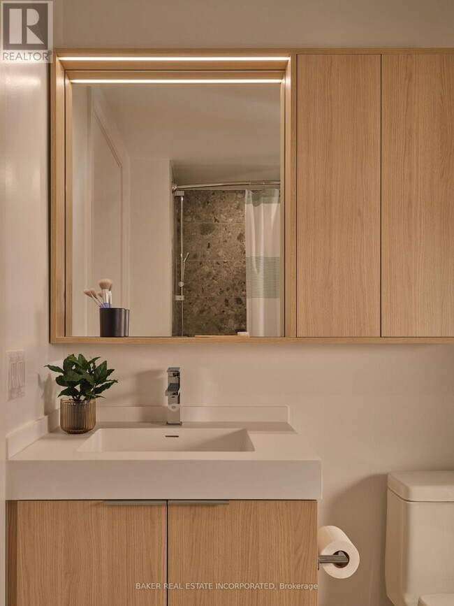 Photo - 65 Trinity St Unité 317