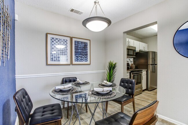 Photo - Lyric on Bell