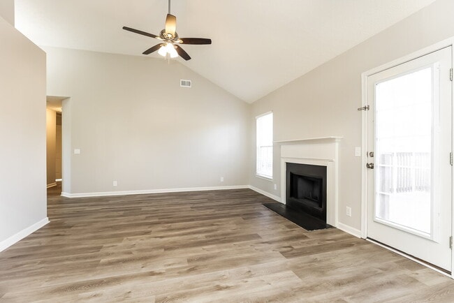 Photo - 6769 Ascot Dr
