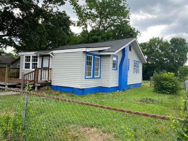 Building Photo - 2700 N Orchard Knob Ave Rental
