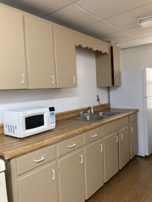 Photo - 5912 Owen St