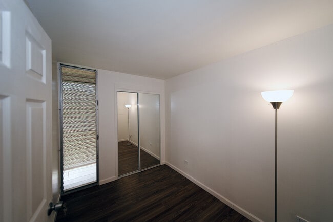 1250 Richard Ln