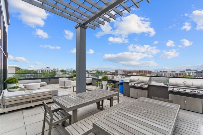 Photo - 260 Ave E Unidad 517