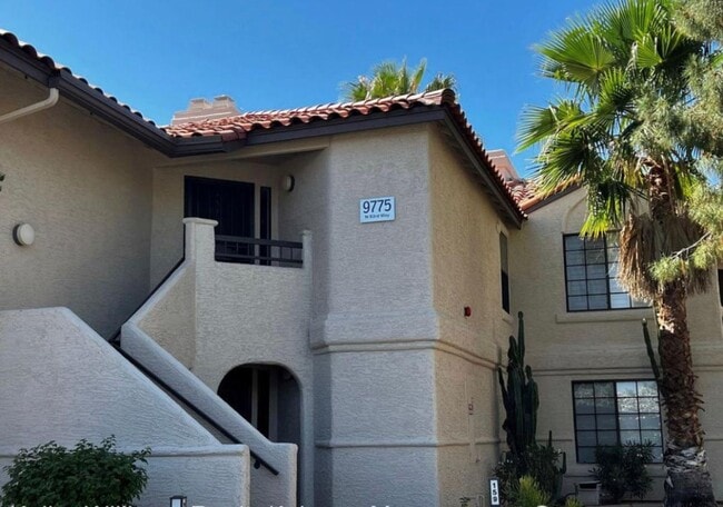 Building Photo - 9775 N 93rd Way
