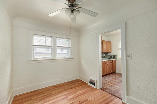 Photo - 139 Draper Ave