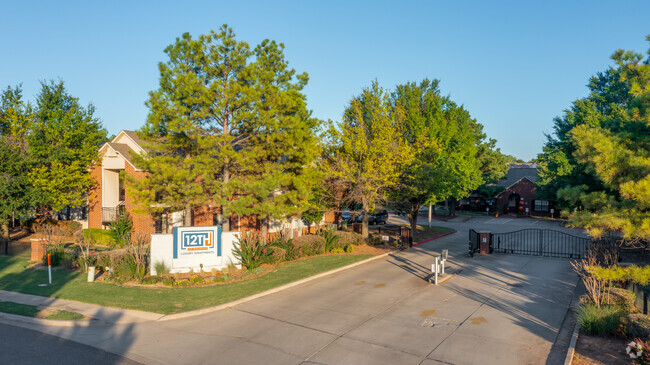 Building Photo - 12th and Renaissance Apartment Homes