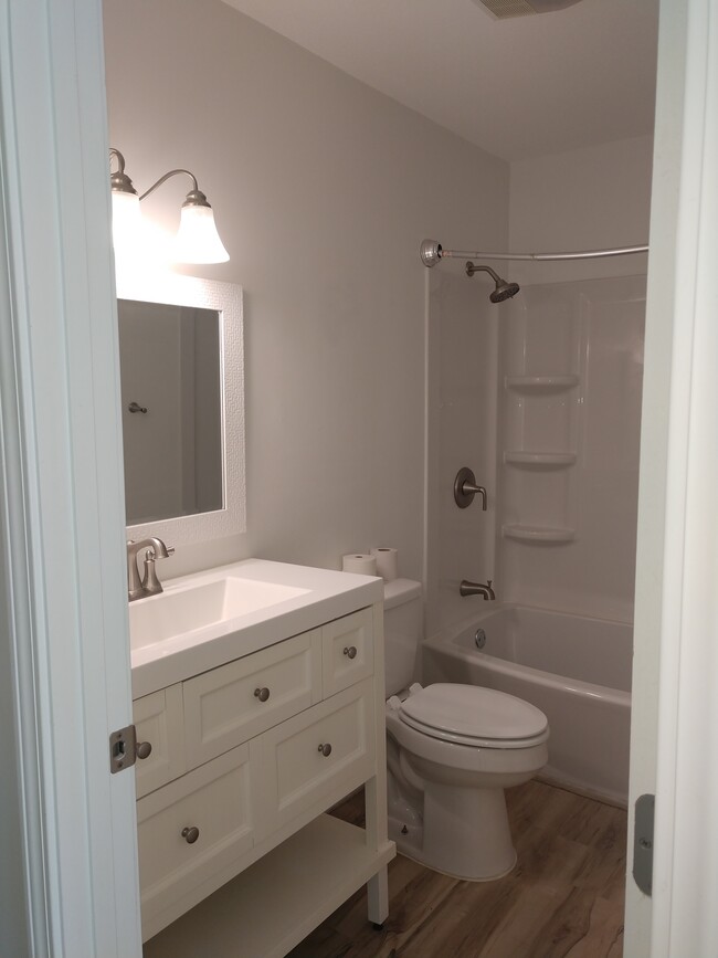 Photo - 2510 W 9th St Unit C