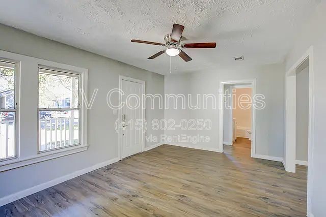 Photo - 717 E Republic Ave