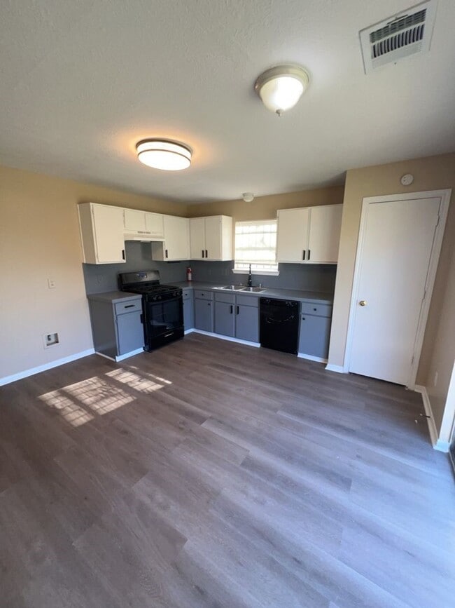 Photo - 16410 Amy Ridge Rd