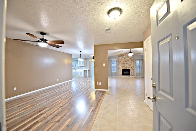 Photo - 11028 Hard Rock Rd