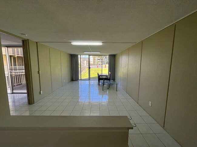 Photo - Valleyview Melemanu (Mililani) - 1 bedroom unit with remodeled kitchen and parking Unit D104