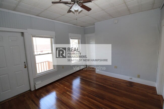 Photo - 11 Glen St Unit A