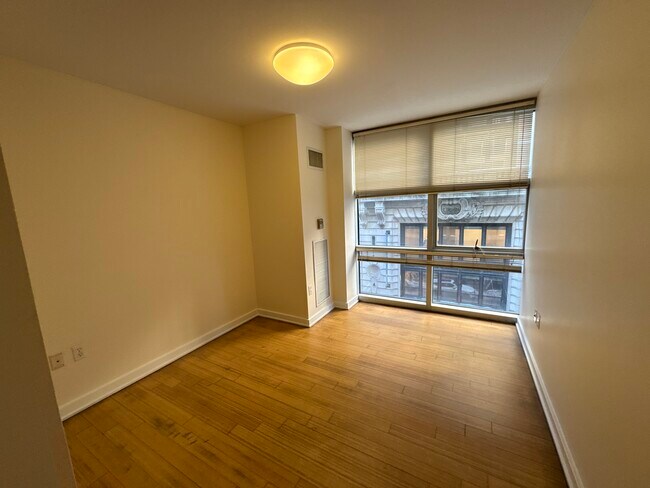 Photo - 41 Boylston St Unidad 602