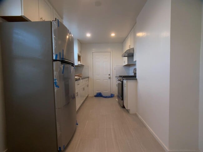 Photo - 404 Spruce Ave